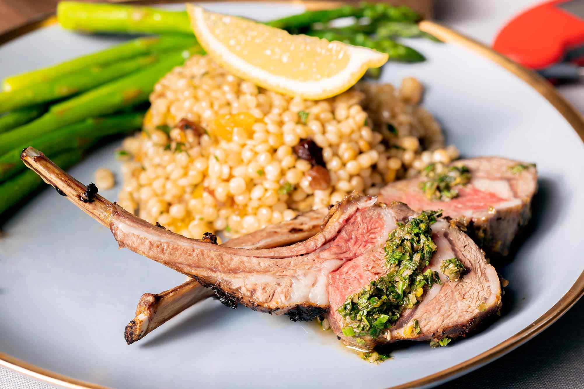 Top 7 ABSOLUTE Best Ways To Reheat Lamb Chops Super Juicy!