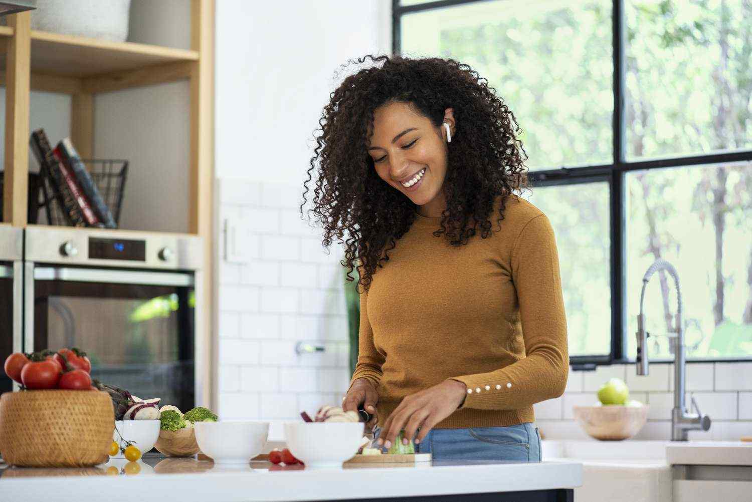 Is Cooking Hard? - 7 Reasons Why People Think It's Hard & Why They're ...