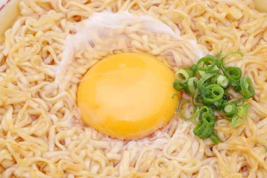 How To Cook Egg in Ramen? 5 Best & Easy Methods Terra's Kitchen
